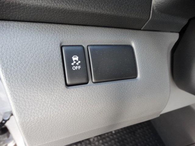 52944-3552-nissan-nv200-2019-66119