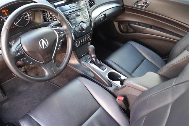 acura-ilx-2017-p-19ude2f37ha007132image-8