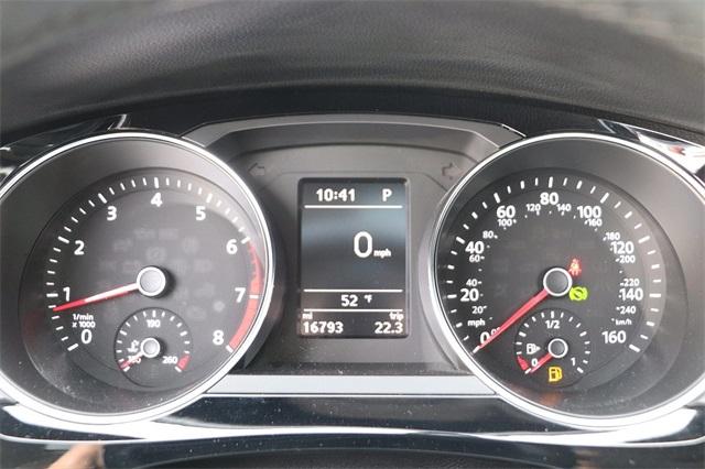 volkswagen-jetta-2017-p-3vwl17aj2hm206923image-22