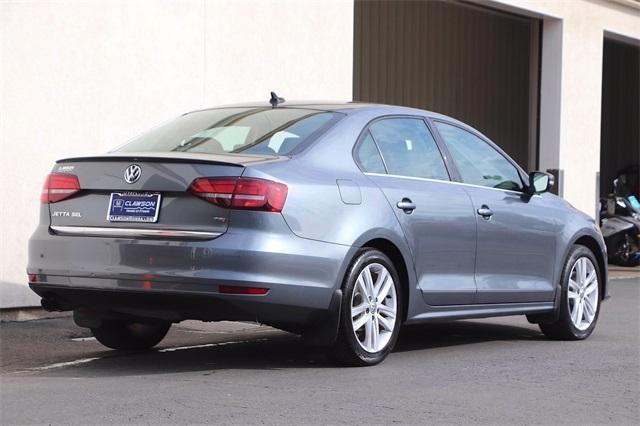 volkswagen-jetta-2017-p-3vwl17aj2hm206923image-7