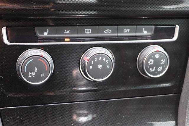 volkswagen-golfgti-2017-p-3vw447au9hm004506image-18