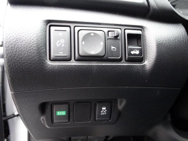 52975-3553-nissan-sentra-2019-12019