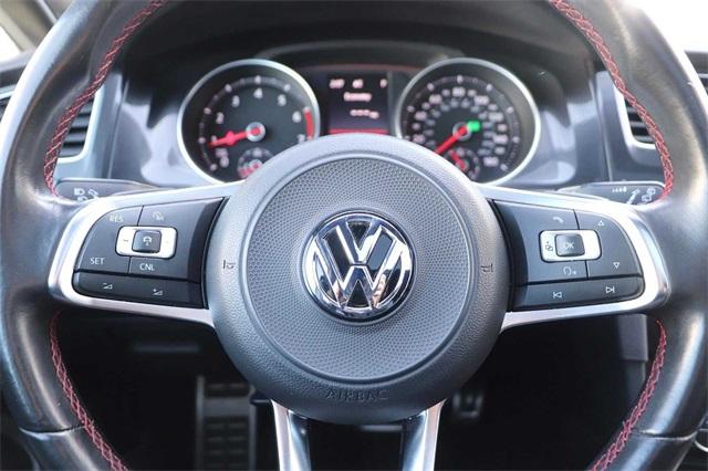 volkswagen-golfgti-2017-p-3vw447au1hm020439image-20