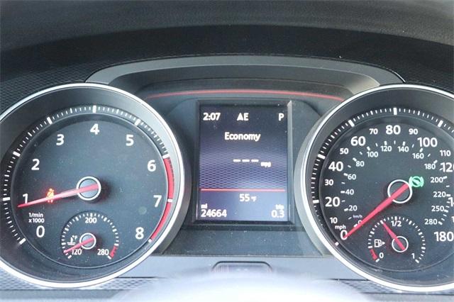 volkswagen-golfgti-2017-p-3vw447au1hm020439image-21