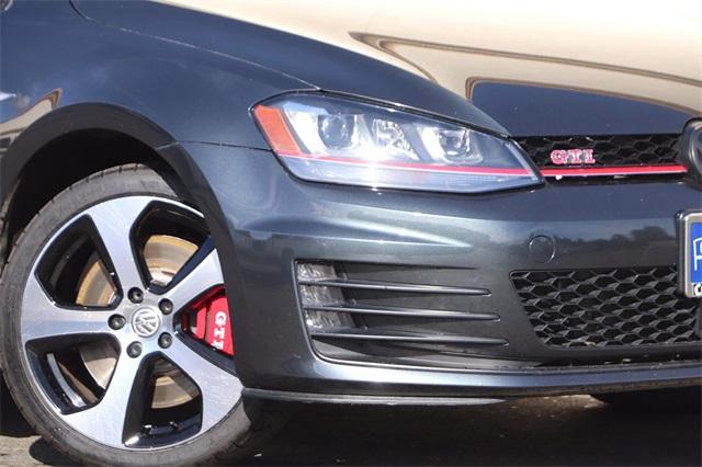 volkswagen-golfgti-2017-p-3vw447au1hm020439image-3