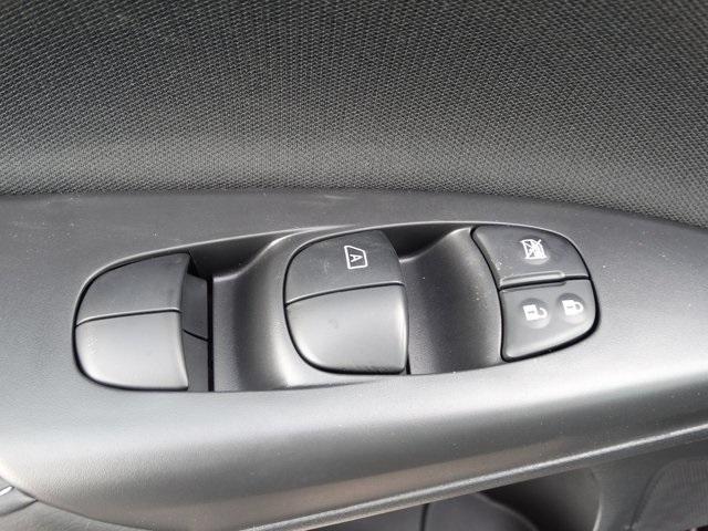53003-3554-nissan-sentra-2019-12019