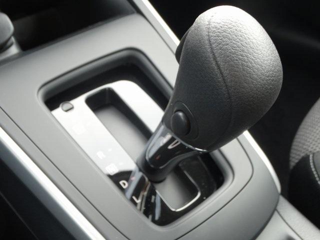 53005-3554-nissan-sentra-2019-12019