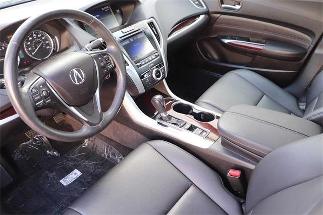 acura-tlx-2017-p-19uub1f37ha011152image-8