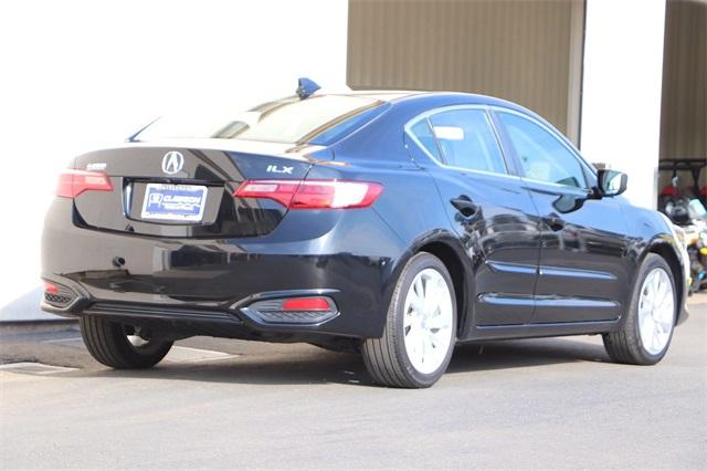 acura-ilx-2017-p-19ude2f31ha002475image-6