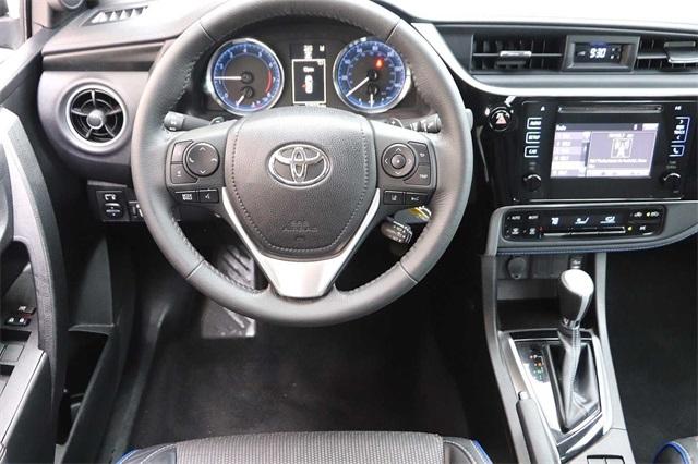 toyota-corolla-2017-p-5yfburhexhp628232image-12