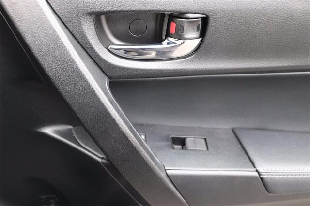 toyota-corolla-2017-p-5yfburhexhp628232image-16