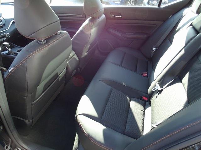 53056-3556-nissan-altima-2020-13310