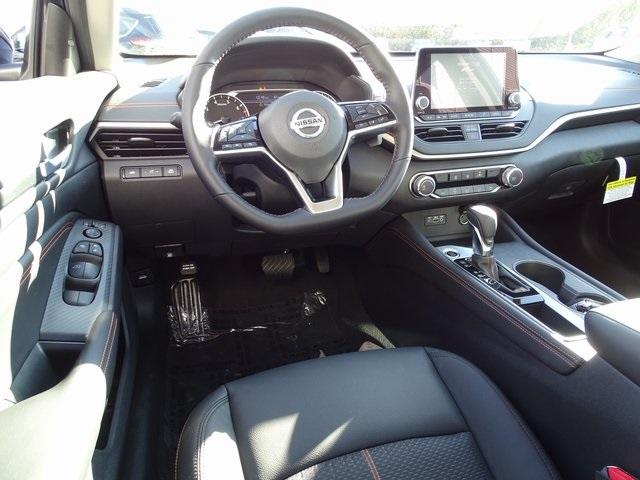 53057-3556-nissan-altima-2020-13310
