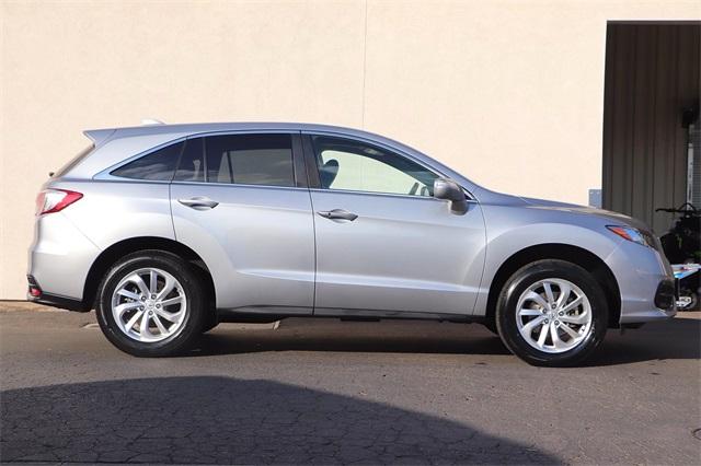 acura-rdx-2017-t-5j8tb3h37hl000449image-5