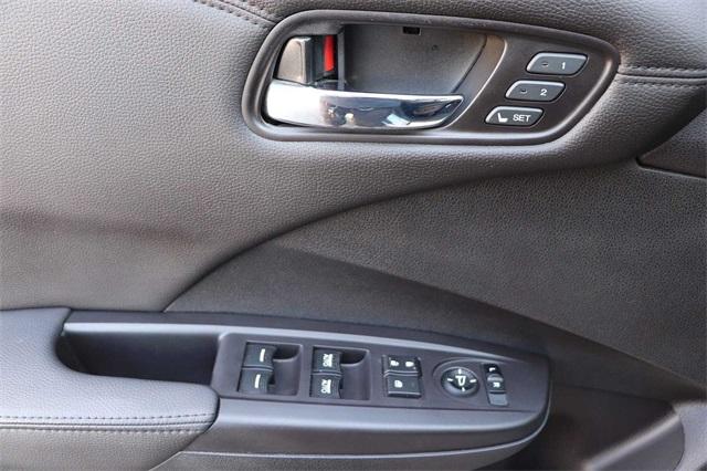 acura-rdx-2017-t-5j8tb3h37hl000449image-9
