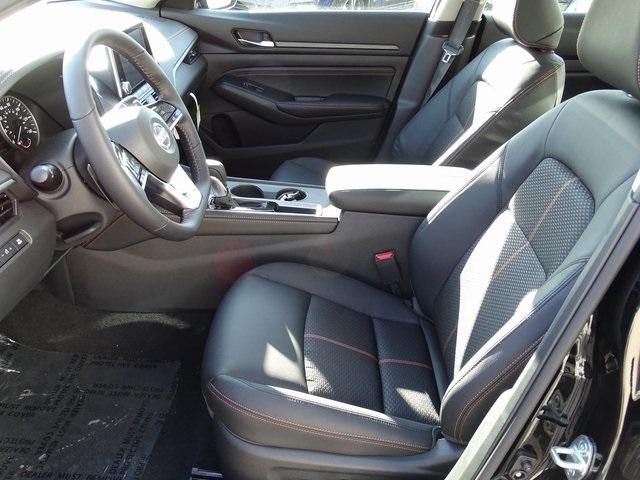 53060-3556-nissan-altima-2020-13310