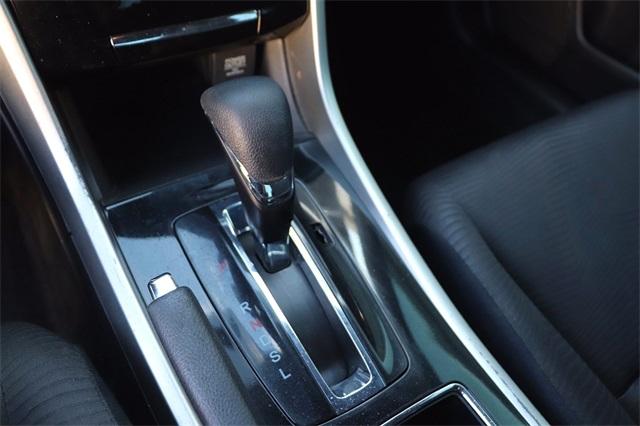 honda-accord-2017-p-1hgcr2f37ha141381image-20