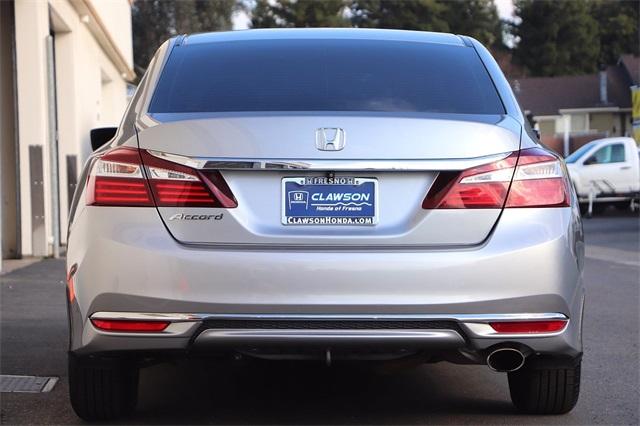 honda-accord-2017-p-1hgcr2f37ha141381image-7