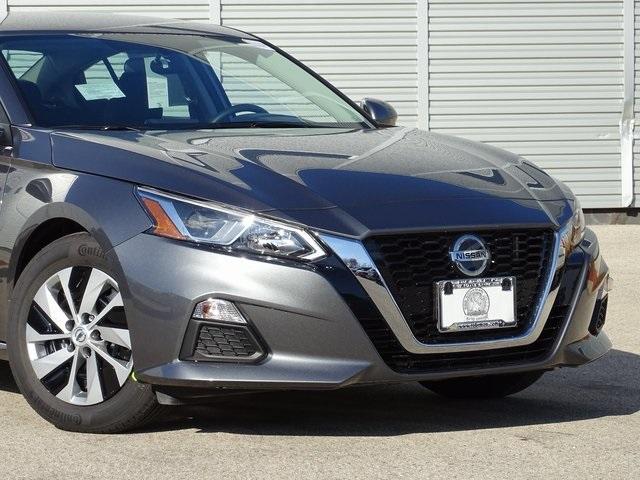 53071-3557-nissan-altima-2020-13110