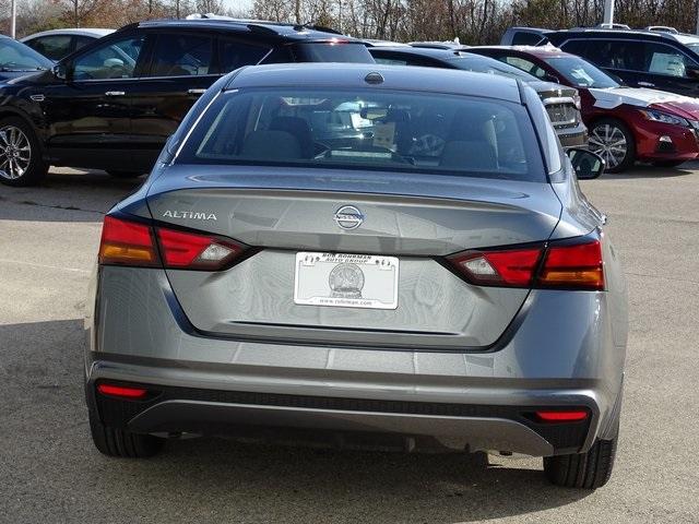 53076-3557-nissan-altima-2020-13110