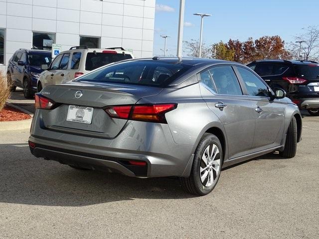 53077-3557-nissan-altima-2020-13110