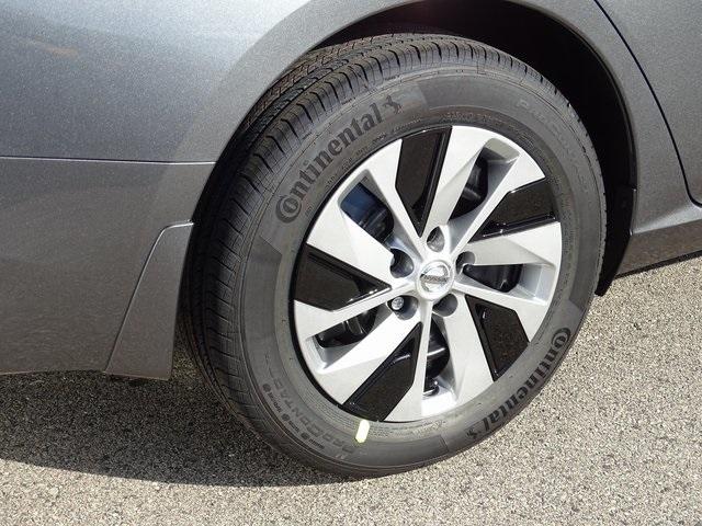 53079-3557-nissan-altima-2020-13110