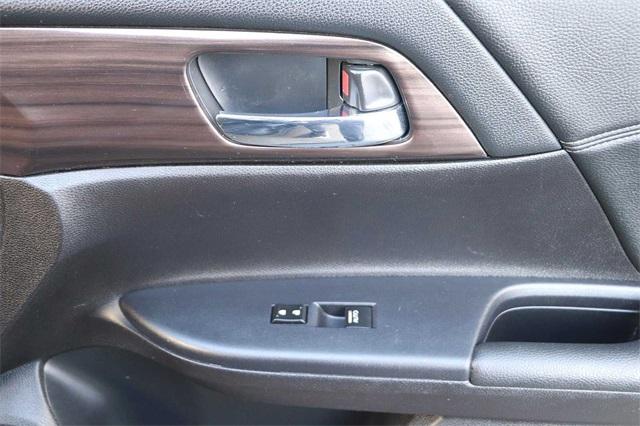 honda-accord-2017-p-1hgcr2f89ha035803image-16