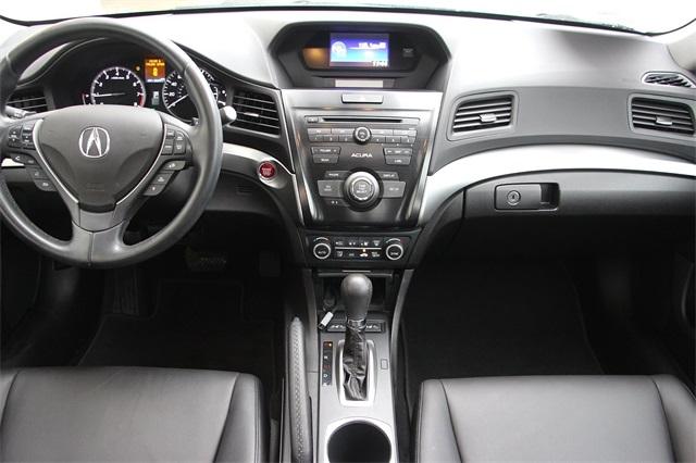 acura-ilx-2017-p-19ude2f31ha009717image-11