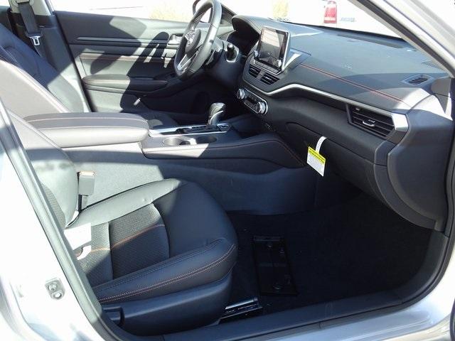 53138-3559-nissan-altima-2020-13310
