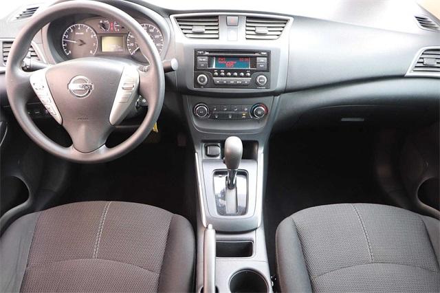nissan-sentra-2017-p-3n1ab7apxhy259716image-11