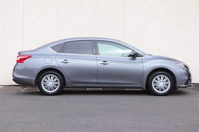 nissan-sentra-2017-p-3n1ab7apxhy259716image-5