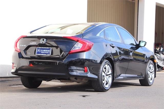 honda-civic-2017-p-2hgfc2f50hh562411image-6