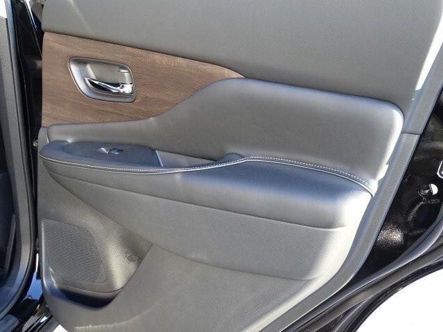 53164-3560-nissan-murano-2020-23610