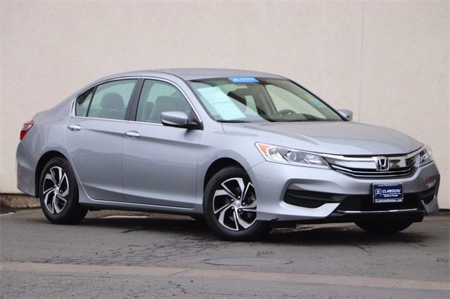 honda-accord-2017-p-1hgcr2f31ha211795image-2