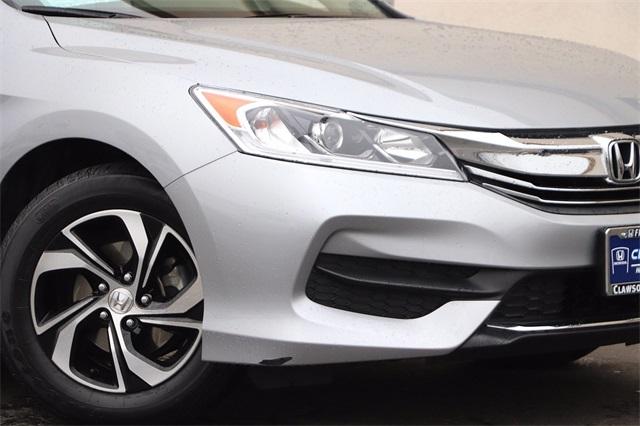 honda-accord-2017-p-1hgcr2f31ha211795image-3