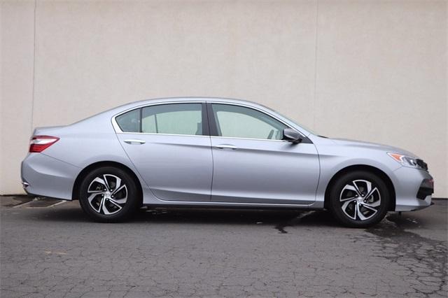honda-accord-2017-p-1hgcr2f31ha211795image-5