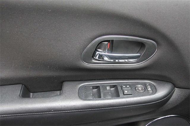 honda-hr-v-2017-t-3czru5h56hm708345image-9
