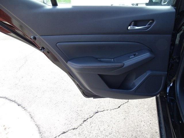 53201-3561-nissan-altima-2020-14110