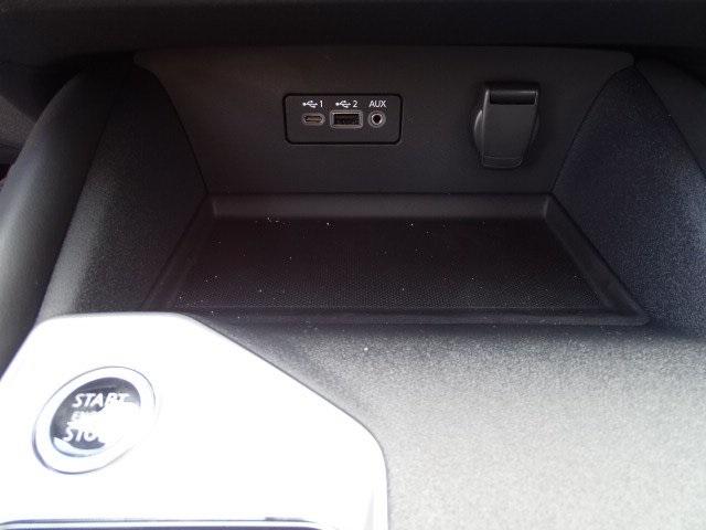 53210-3561-nissan-altima-2020-14110