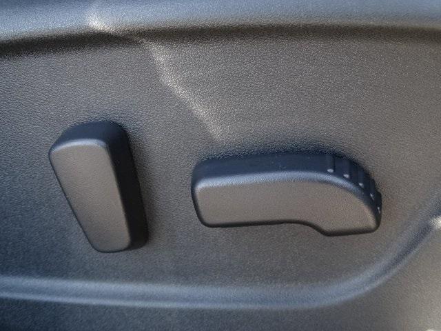 53226-3562-nissan-rogue-2020-22410