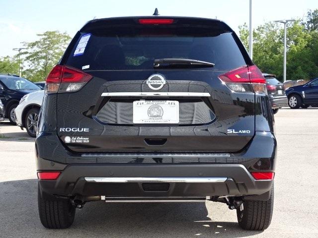 53235-3562-nissan-rogue-2020-22410