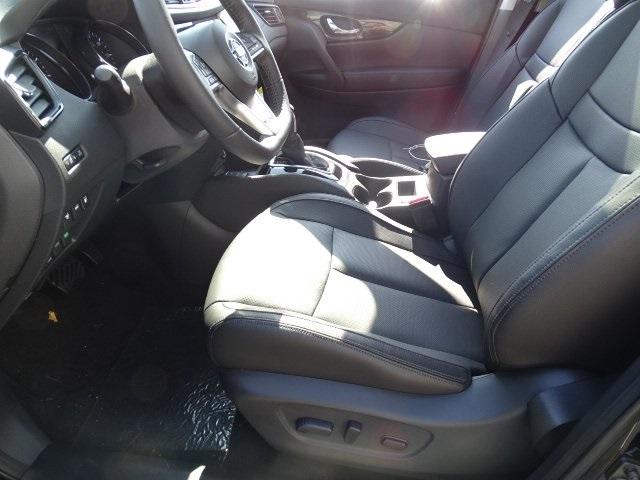 53241-3562-nissan-rogue-2020-22410