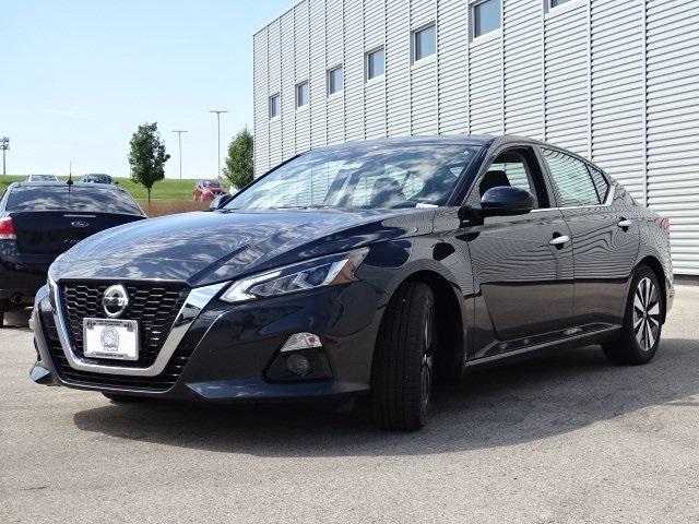53262-3563-nissan-altima-2020-13510