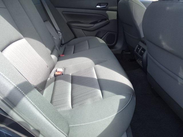 53266-3563-nissan-altima-2020-13510