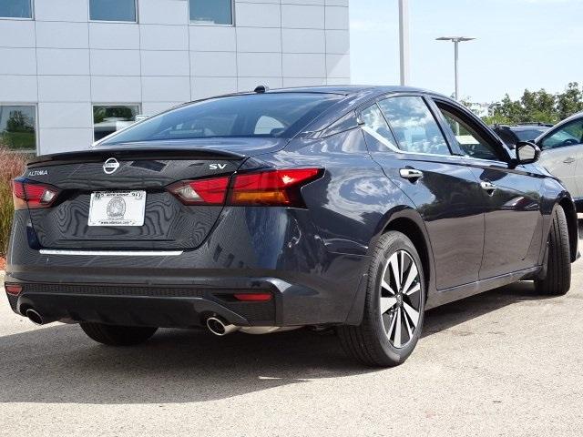 53270-3563-nissan-altima-2020-13510