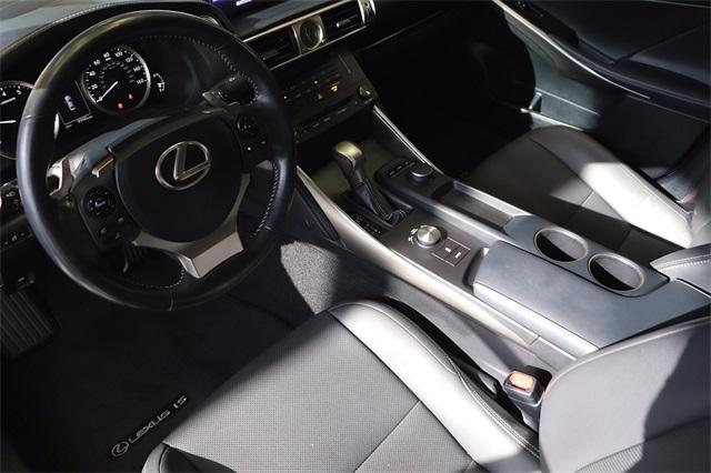 lexus-is-2016-p-jthba1d29g5032898image-8