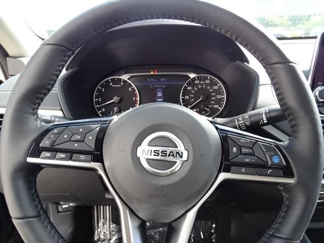 53289-3563-nissan-altima-2020-13510