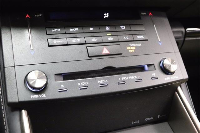 lexus-is-2016-p-jthba1d25g5036057image-18