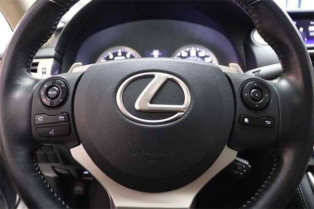 lexus-is-2016-p-jthba1d25g5036057image-20