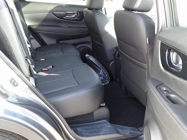 53299-3564-nissan-rogue-2020-22410